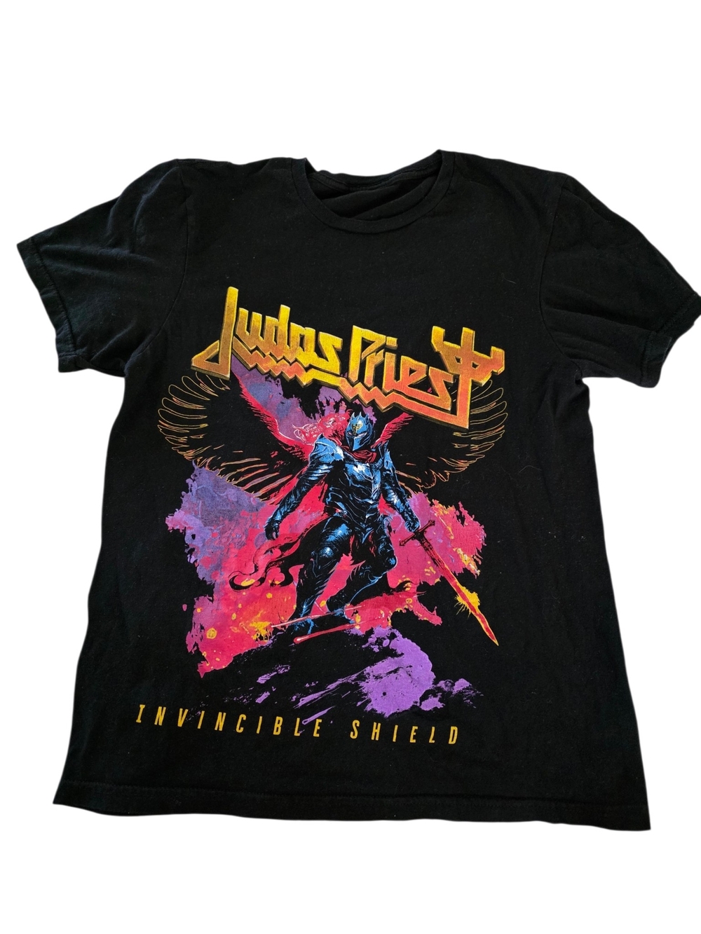 Judas Priest 'Invincible Shield' Tour Band Graphic T-shirt. Black. Unisex S/M
